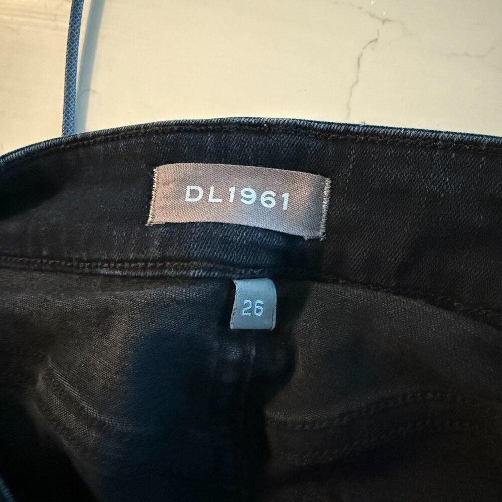 DL1961 Florence Cropped‎ Ripped Jeans - Picture 3 of 5